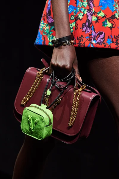 Look 123